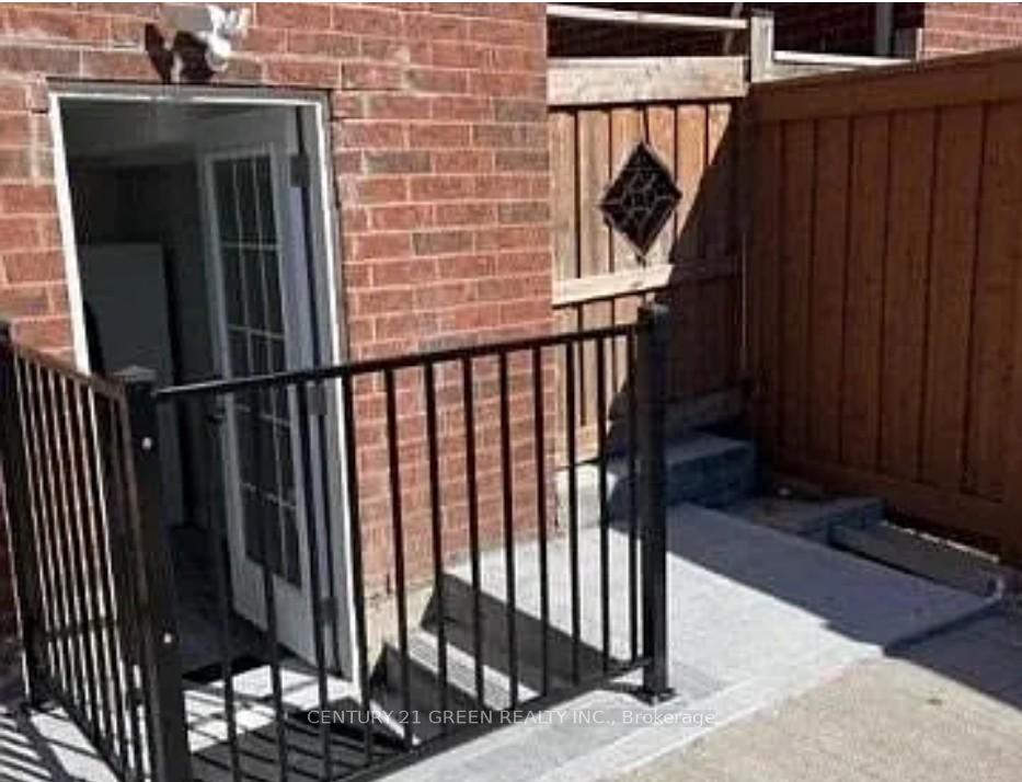 24-baby-pointe-trail-brampton-ontario-w12740752