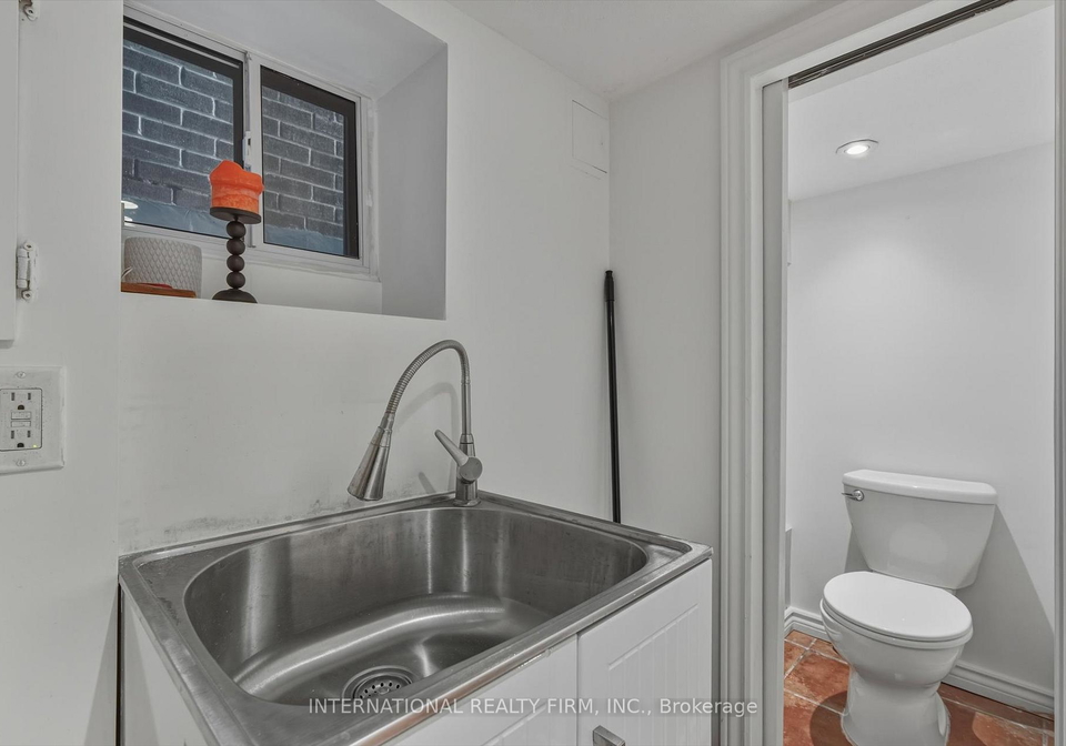 47-via-italia-toronto-ontario-w12740936