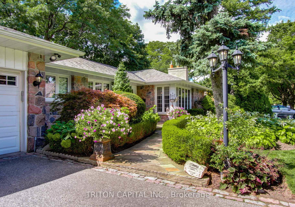 53-princess-anne-crescent-etobicoke-ontario-w12741208