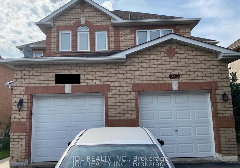 618-leatherleaf-drive-mississauga-ontario-w12741292
