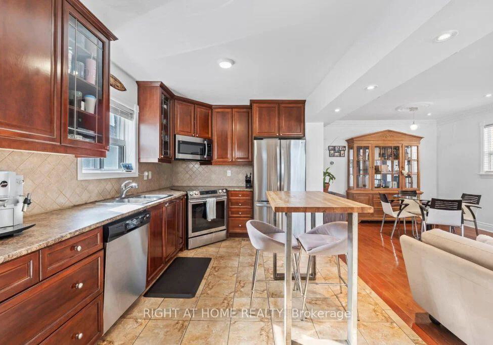 16-connie-street-north-york-ontario-w12741334