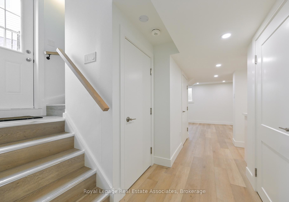 8-mcnally-street-halton-hills-ontario-w12741396