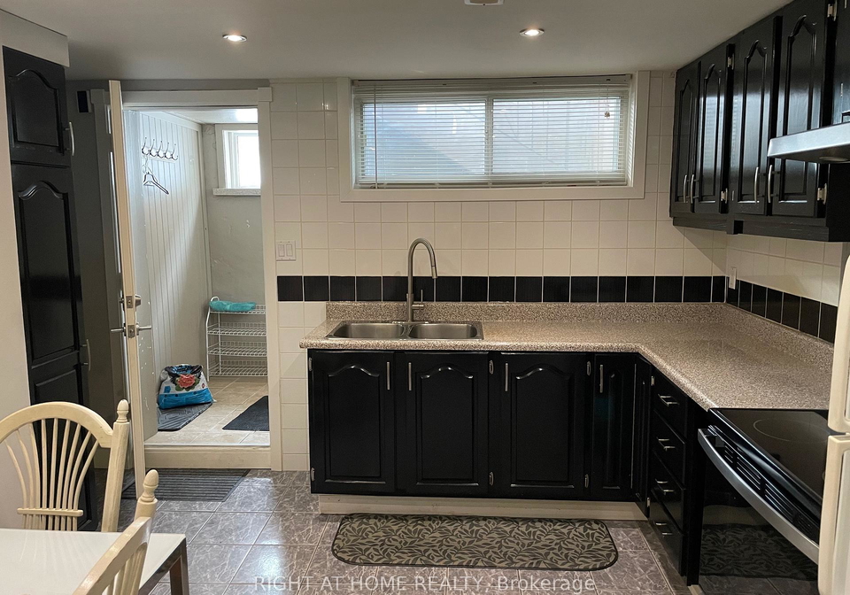 28-sparrow-avenue-north-york-ontario-w12741844