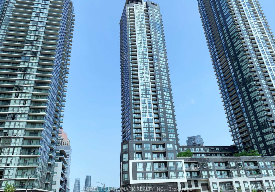 510-curran-place-mississauga-ontario-w12741934