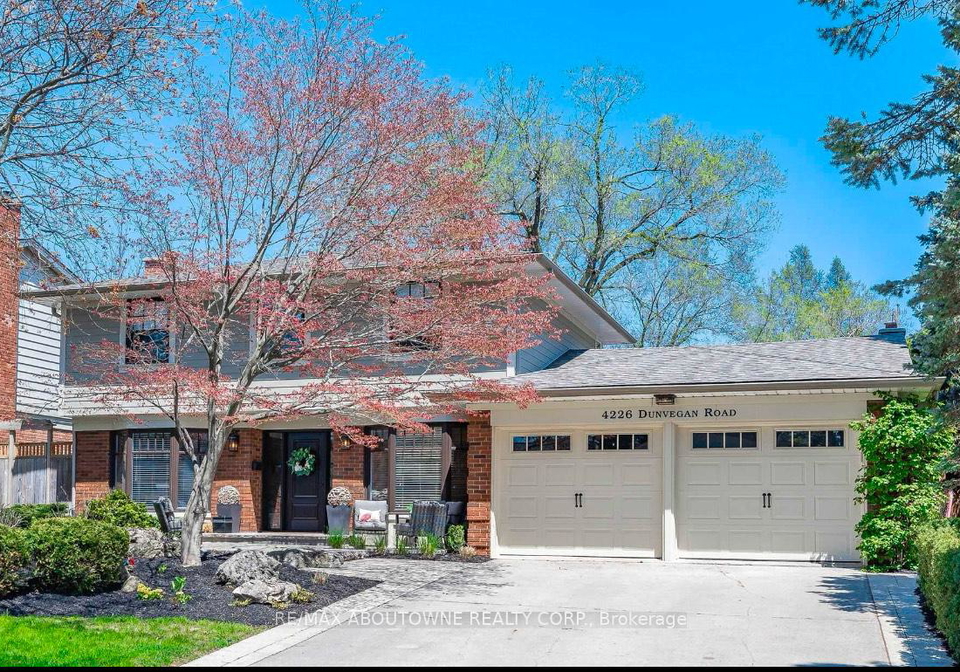 4226-dunvegan-road-burlington-ontario-w12742128