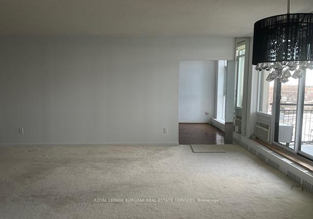 5250-lakeshore-road-burlington-ontario-w12742196
