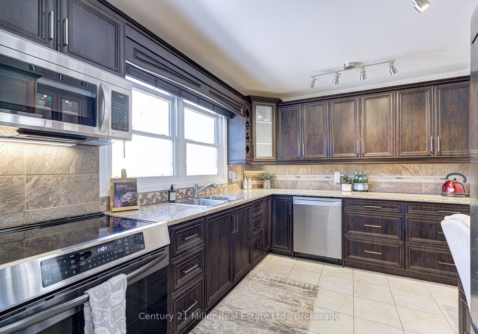 2258-upper-middle-road-burlington-ontario-w12742416