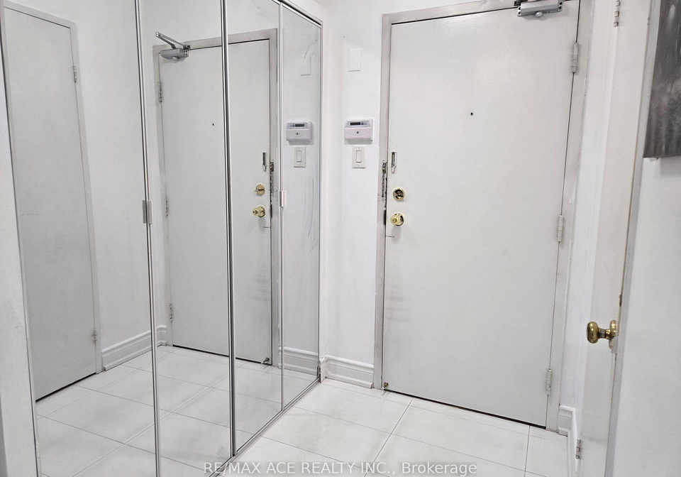 26-hanover-road-brampton-ontario-w12743016