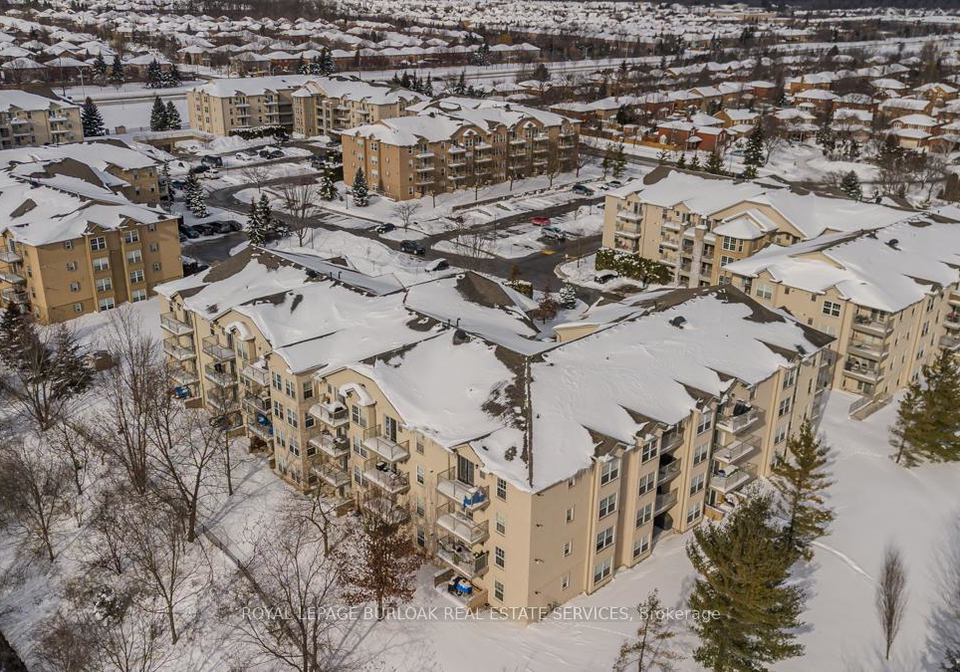 1450-bishops-gate-oakville-ontario-w12743126