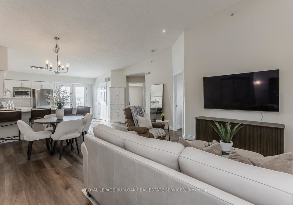 1450-bishops-gate-oakville-ontario-w12743126