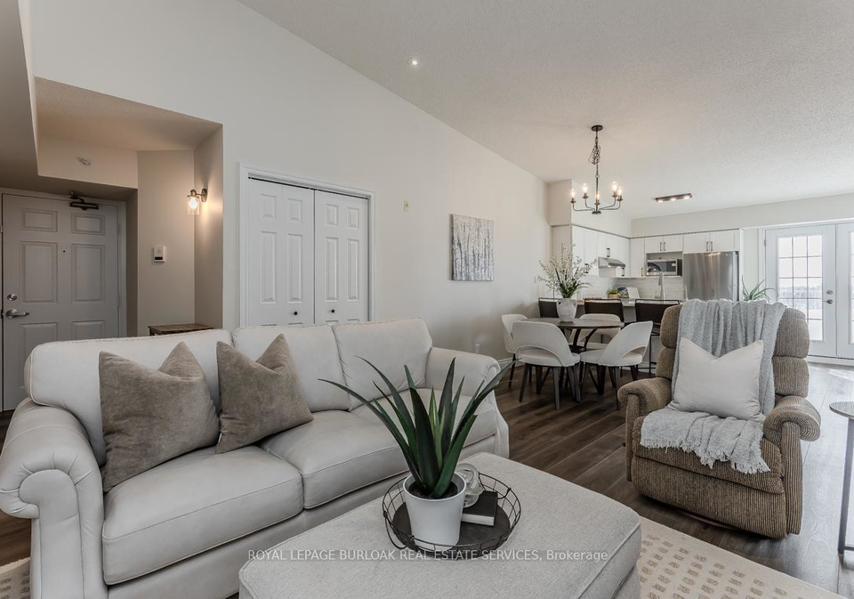 1450-bishops-gate-oakville-ontario-w12743126