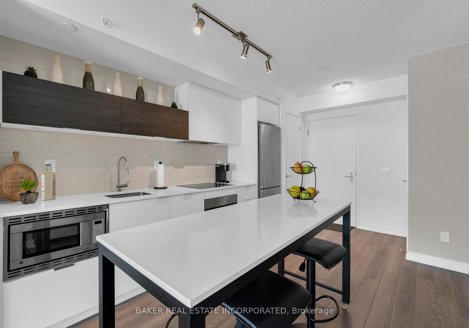 20-thomas-riley-road-w-etobicoke-ontario-w12743458