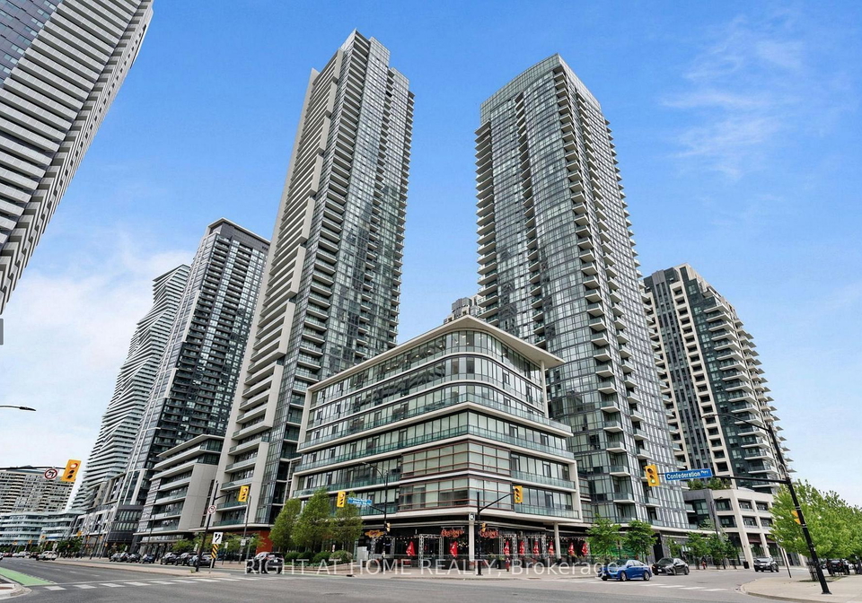 4070-confederation-parkway-mississauga-ontario-w12743490