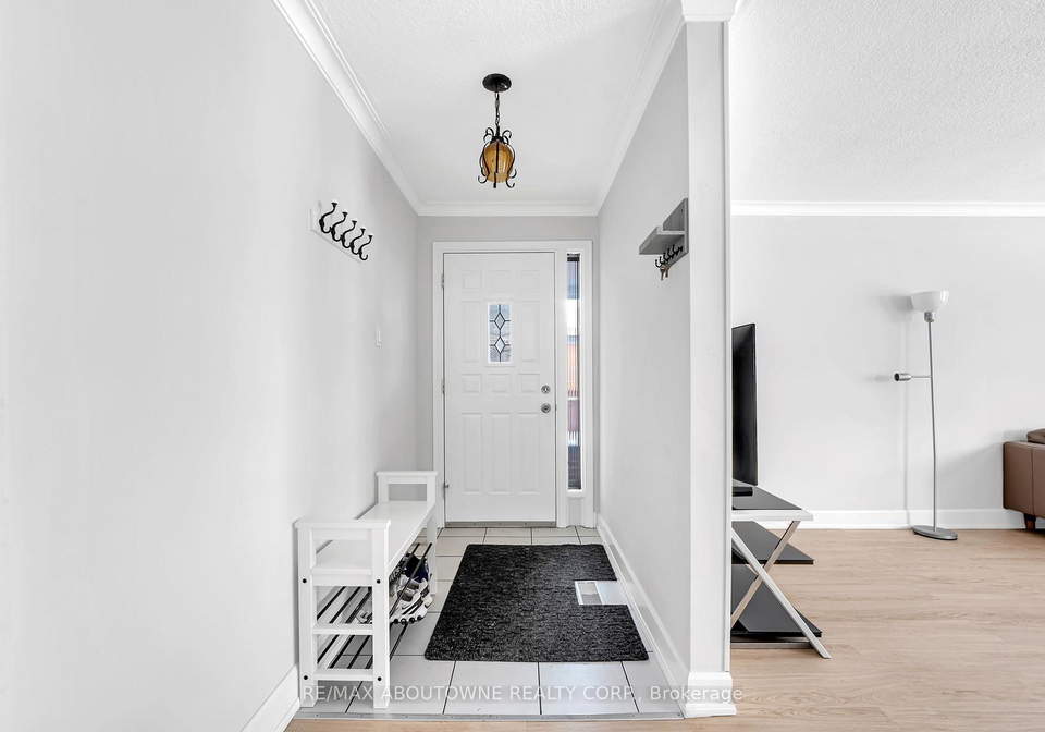 150-thistle-down-boulevard-etobicoke-ontario-w12743684