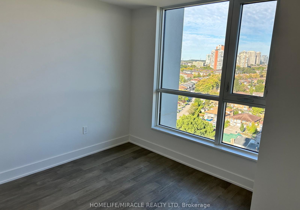 202-burnhamthorpe-road-e-mississauga-ontario-w12743966