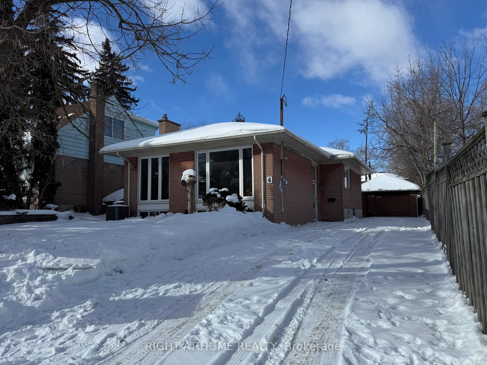 4-hallow-crescent-etobicoke-ontario-w12744170