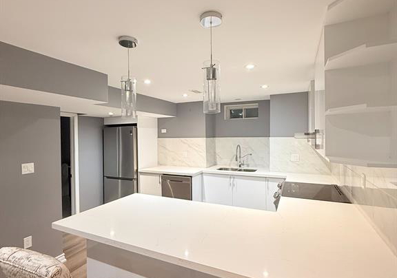 472-parkview-boulevard-mississauga-ontario-w12744420