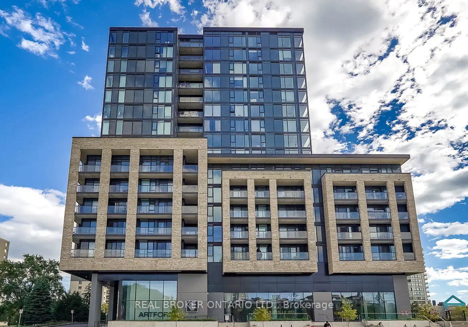 86-dundas-street-e-mississauga-ontario-w12744424