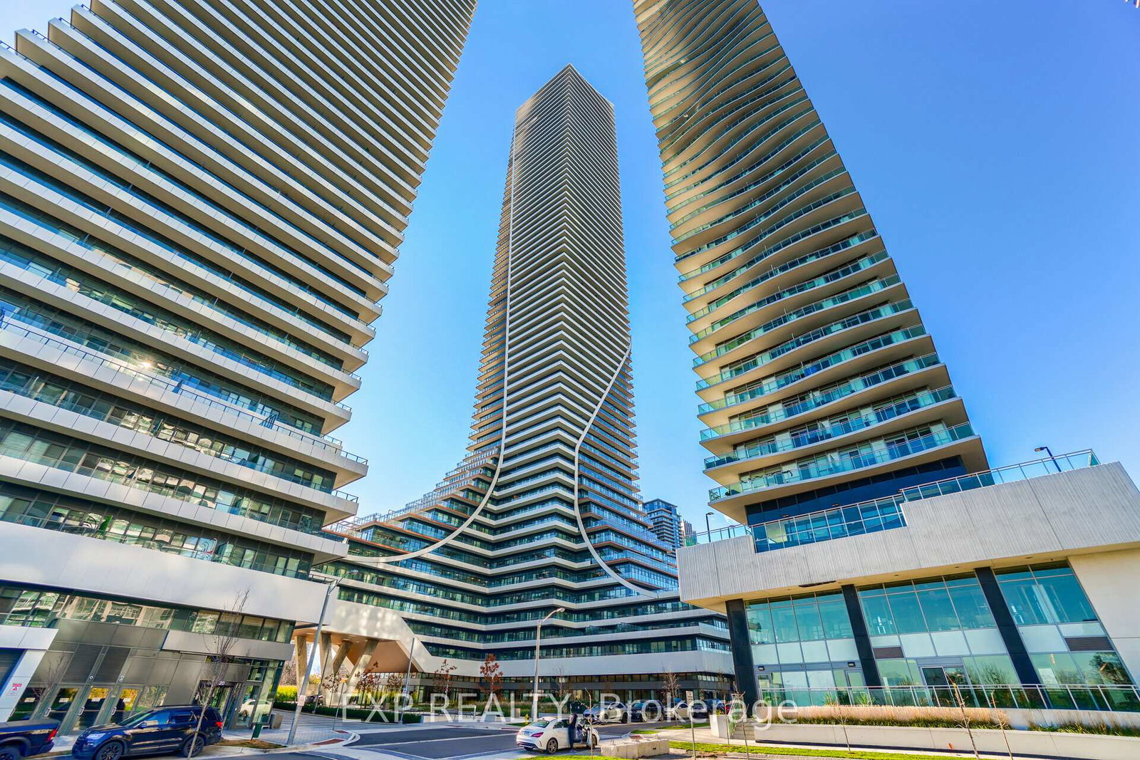 30-shore-breeze-drive-etobicoke-ontario-w12744486