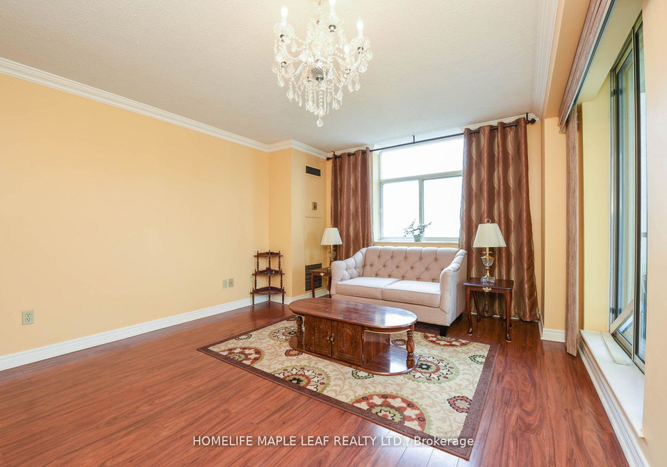 3559-eglinton-avenue-w-north-york-ontario-w12744842