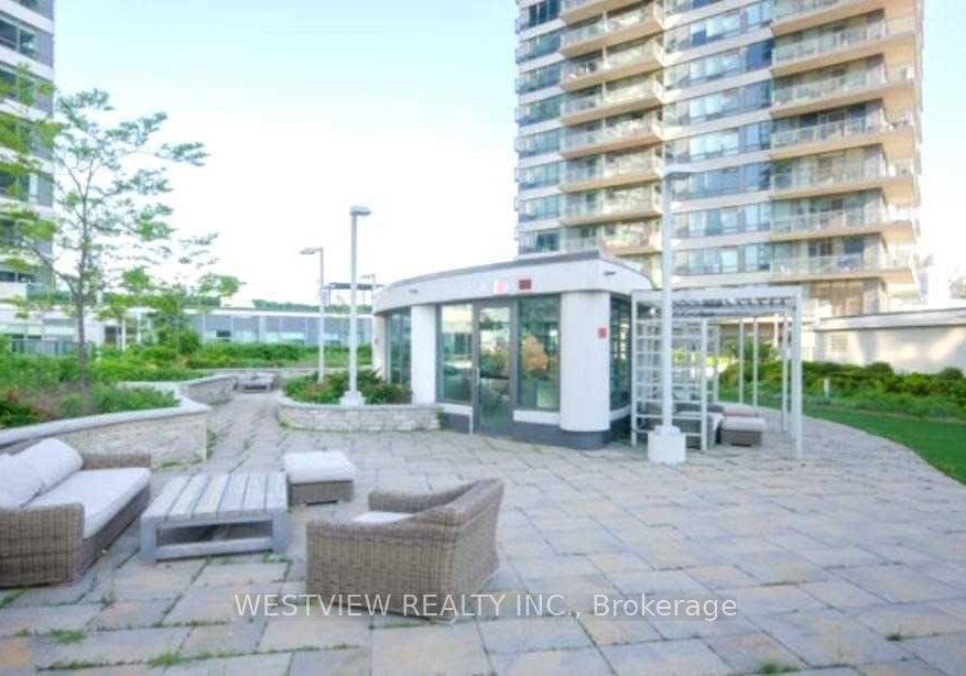 2240-lake-shore-boulevard-w-etobicoke-ontario-w12745122