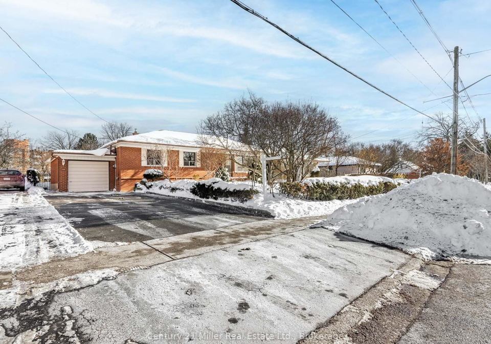 309-queen-mary-drive-oakville-ontario-w12745594