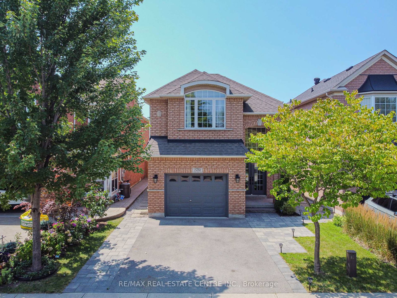 2498-longridge-crescent-oakville-ontario-w12745612