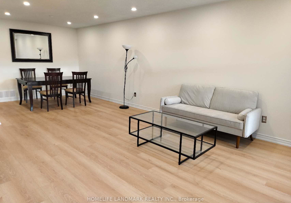 2527-kingsberry-crescent-mississauga-ontario-w12745620