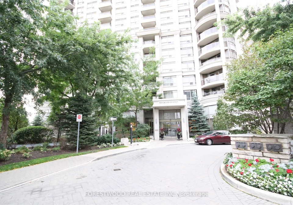 310-burnhamthorpe-road-w-mississauga-ontario-w12745698