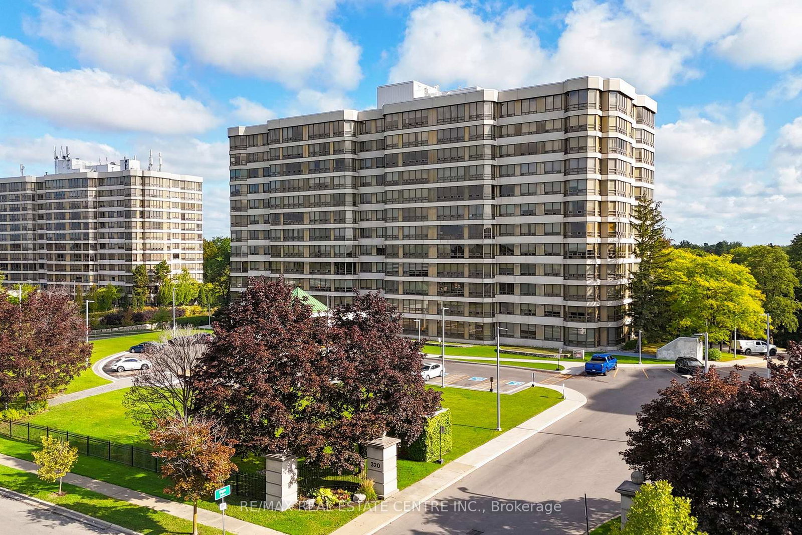 320-mill-street-s-brampton-ontario-w12745796