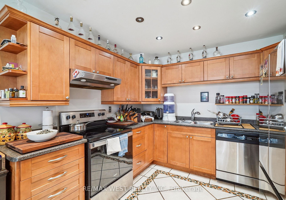 5old-burnhamthorpe-road-etobicoke-ontario-w12746118