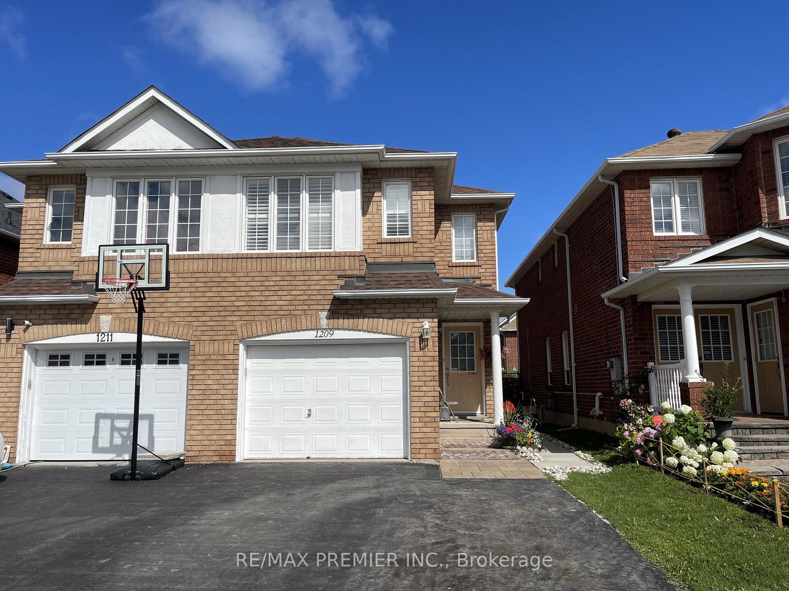 1209-prestonwood-crescent-mississauga-ontario-w12746612