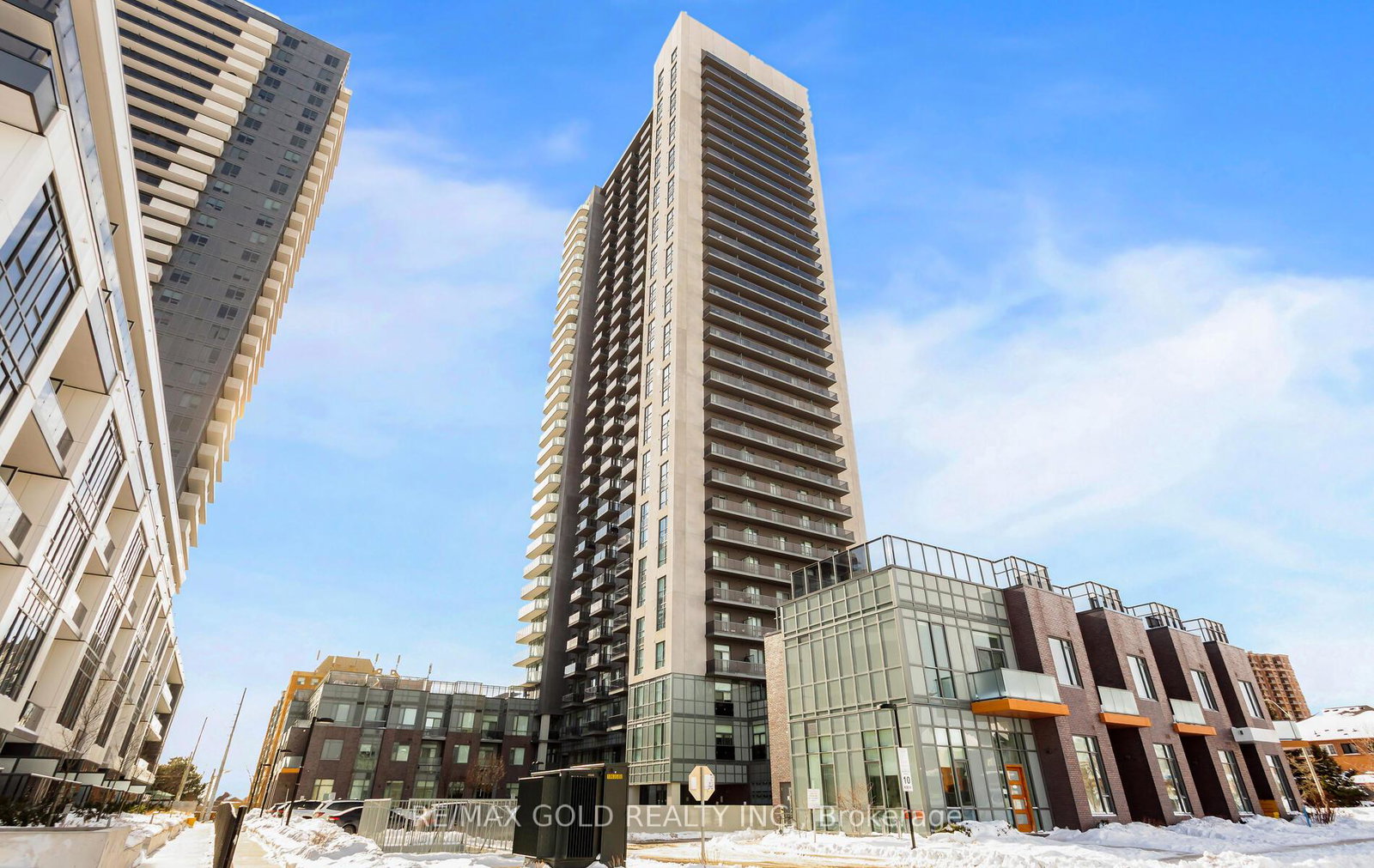 8-nahani-way-mississauga-ontario-w12746692