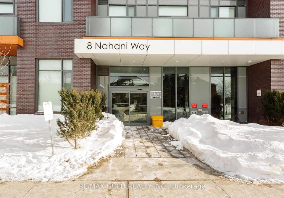 8-nahani-way-mississauga-ontario-w12746692