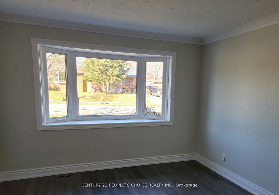 1482-fisher-avenue-burlington-ontario-w12746860