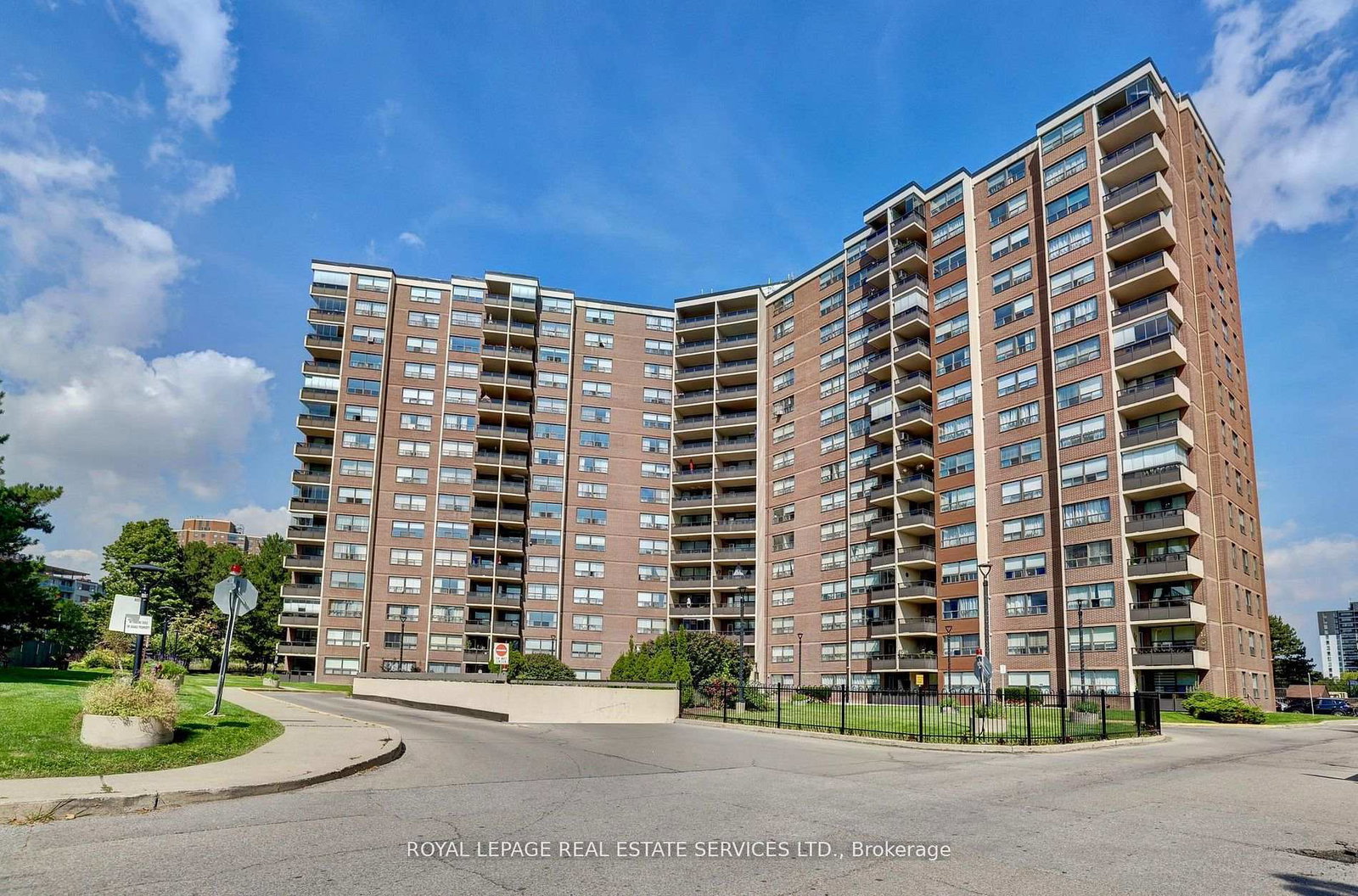551-the-west-mall-etobicoke-ontario-w12747004