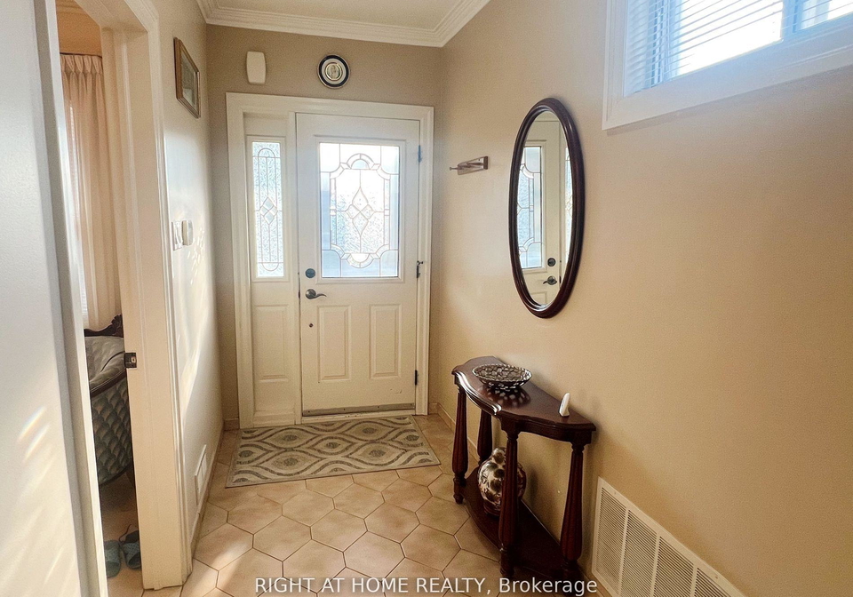 195-rosethorn-avenue-toronto-ontario-w12747512
