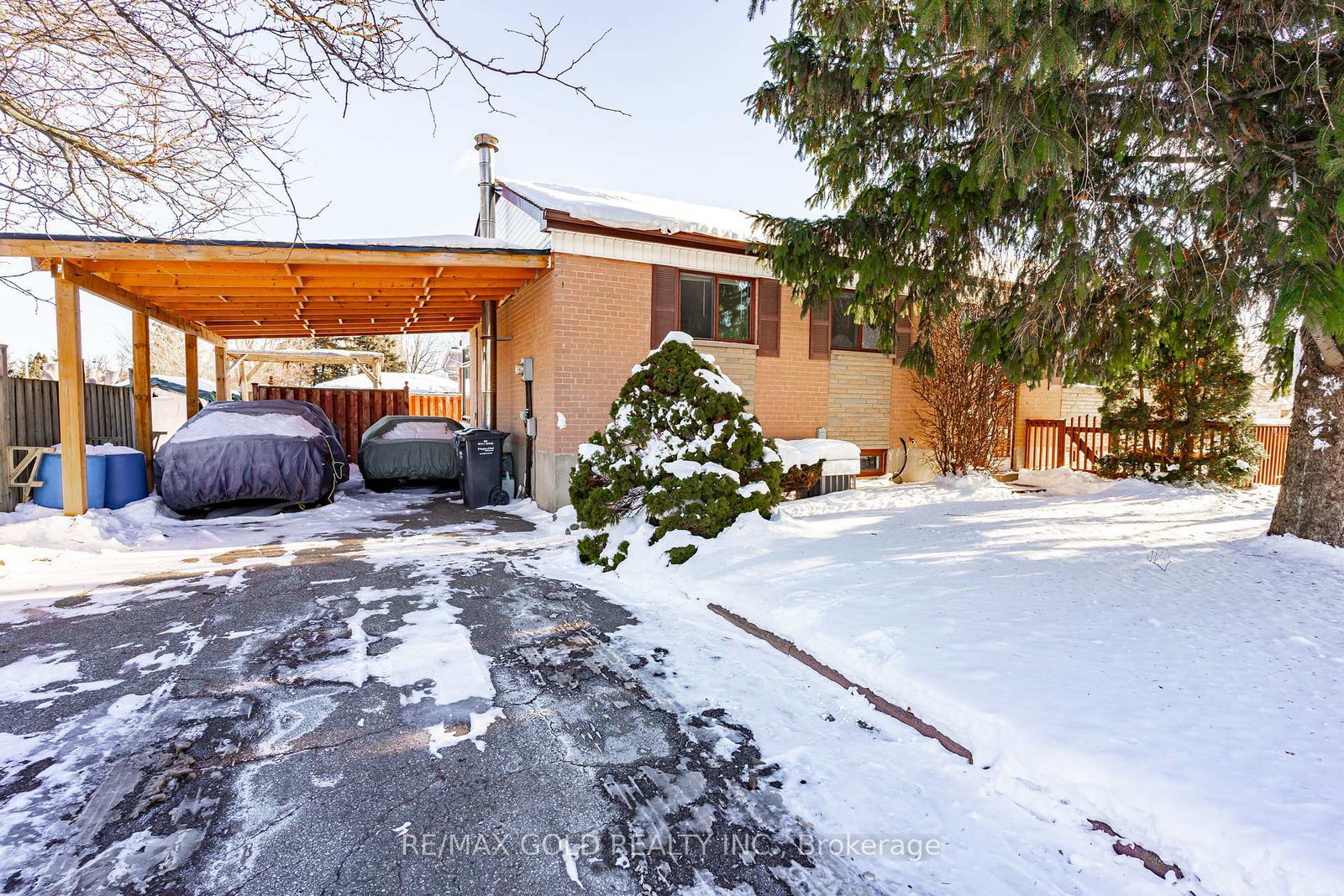 39-epsom-downs-drive-brampton-ontario-w12747888