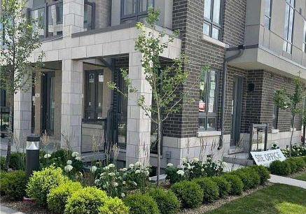 717-lawrence-avenue-w-north-york-ontario-w12748414