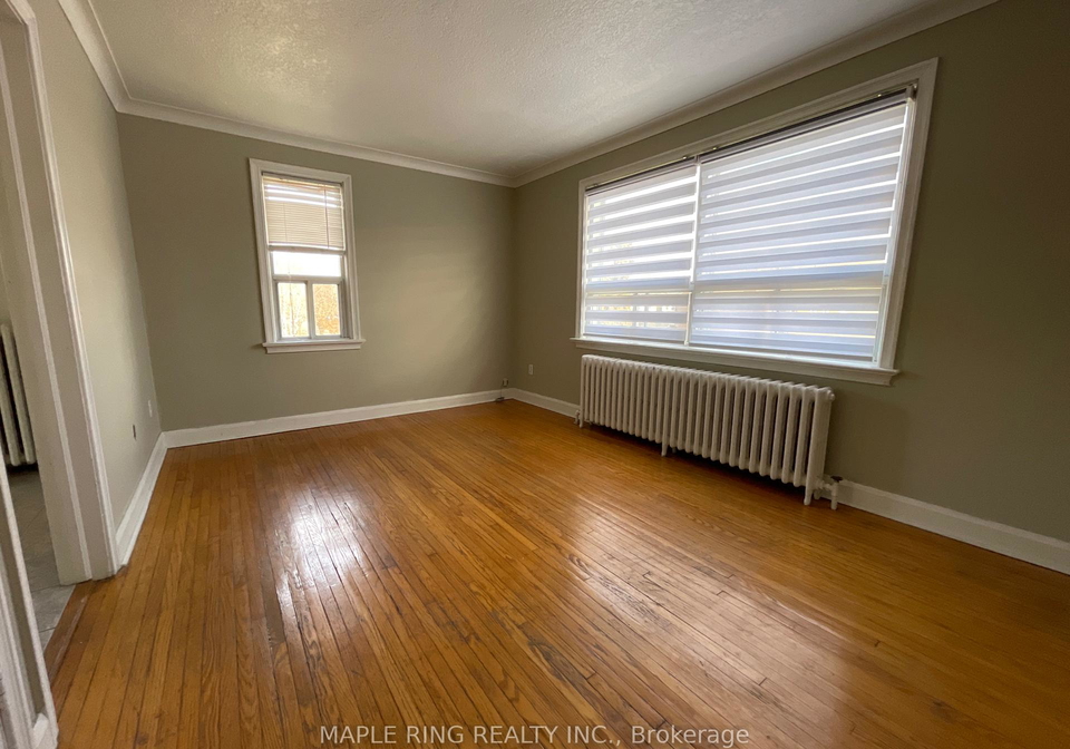 12-dwight-avenue-etobicoke-ontario-w12748880