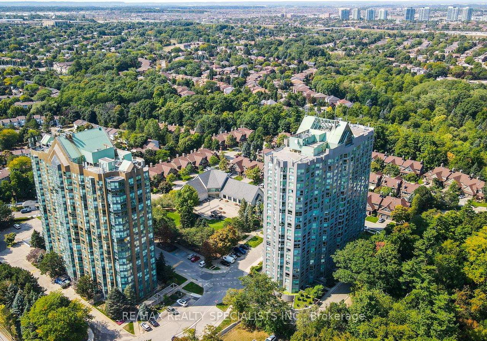 2155-burnhamthorpe-road-w-mississauga-ontario-w12748962