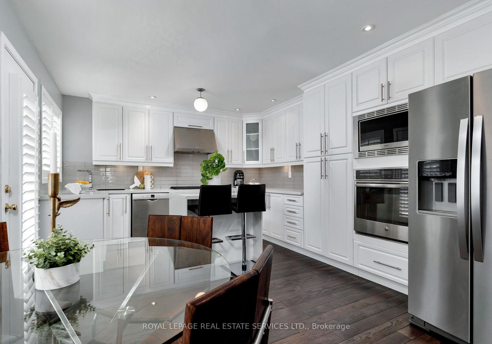 1359-ridgebank-drive-oakville-ontario-w12749100