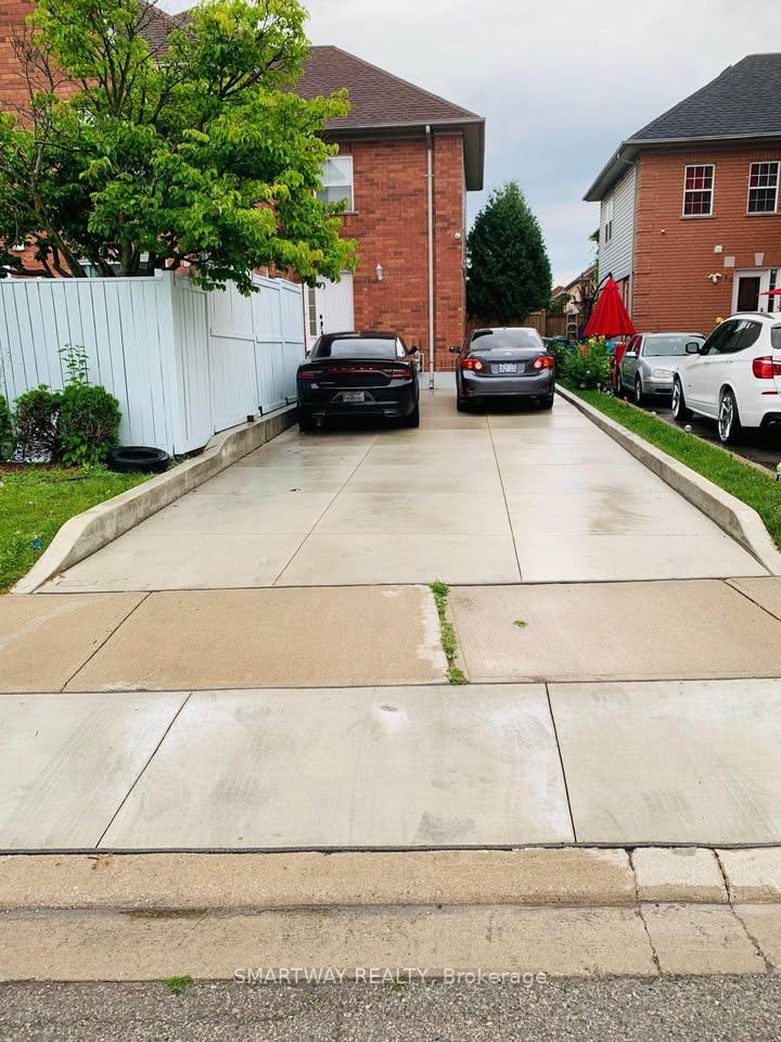 48-giraffe-avenue-brampton-ontario-w12749118