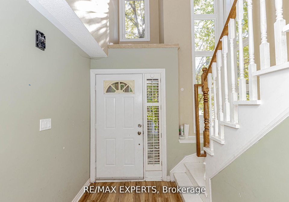 1084-queen-street-w-mississauga-ontario-w12749416