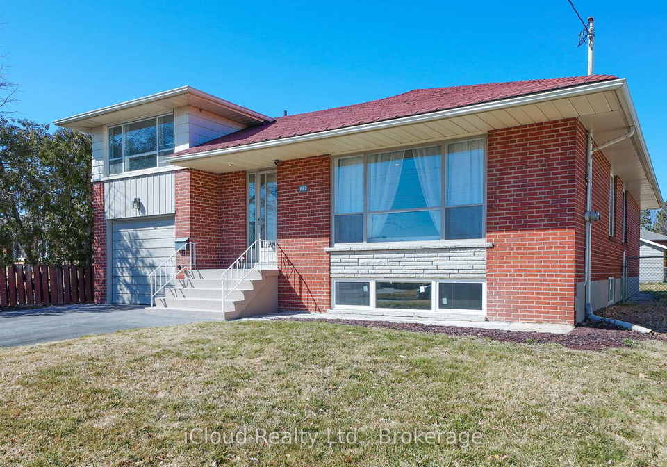 22-decarie-circle-etobicoke-ontario-w12749776