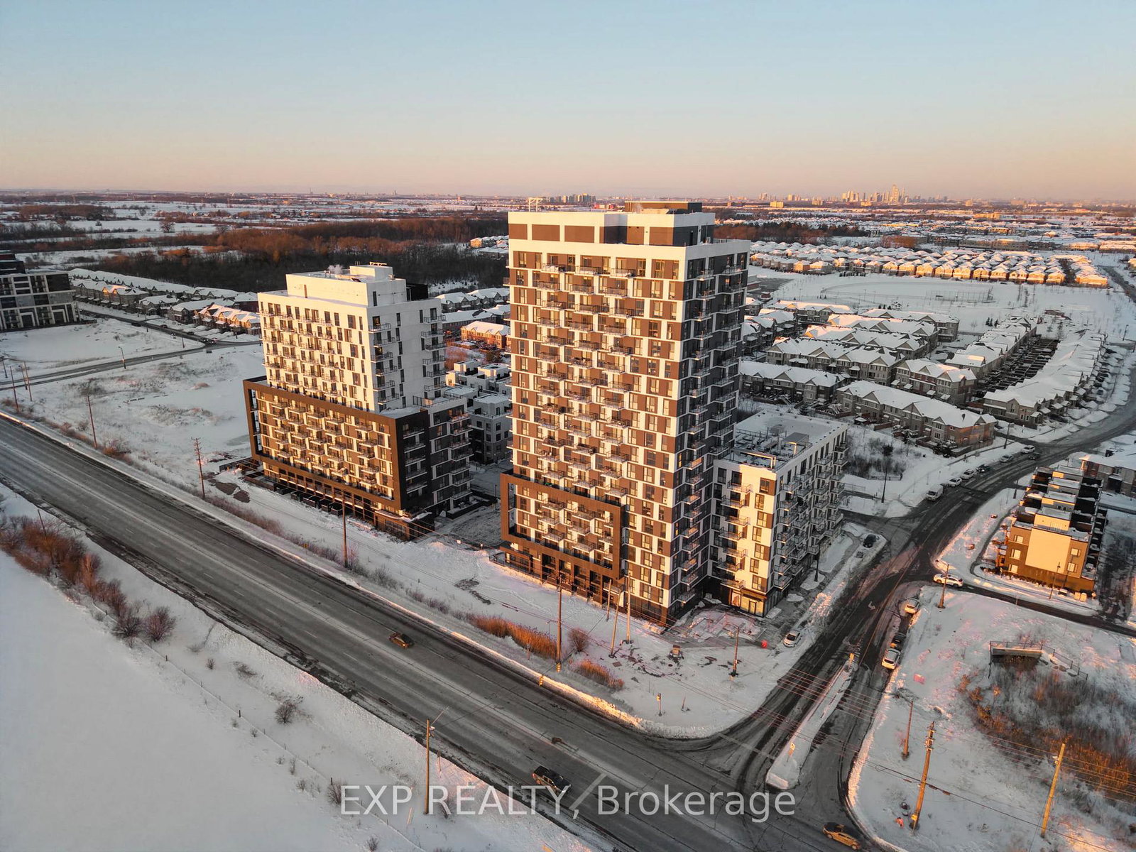 335-wheat-boom-drive-e-oakville-ontario-w12749894