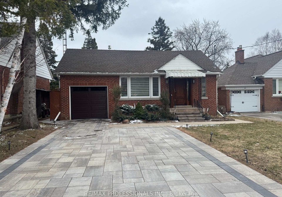 39-old-oak-road-etobicoke-ontario-w12749908