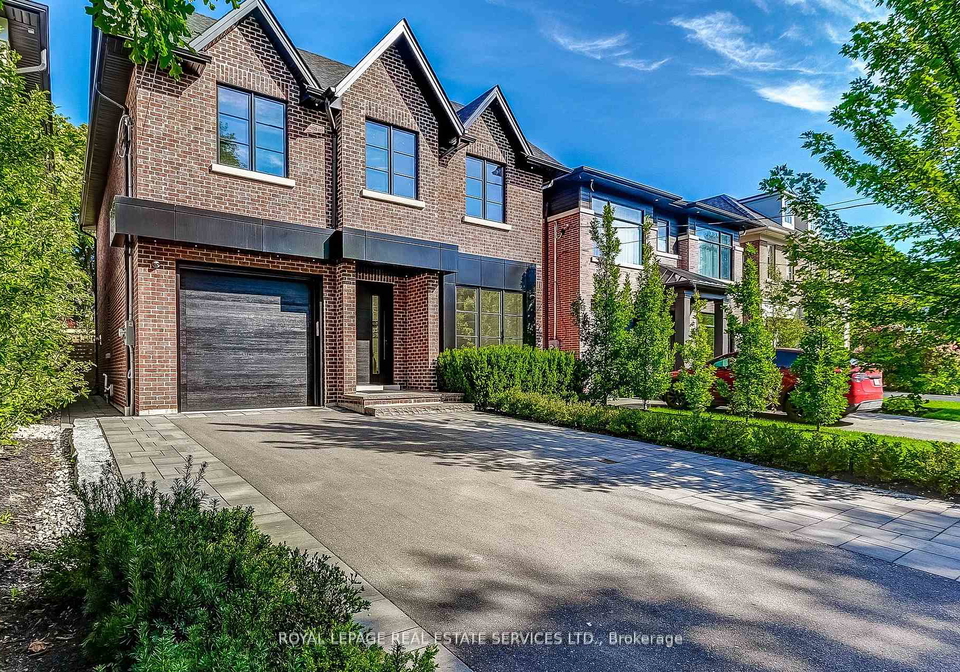 8-shand-avenue-etobicoke-ontario-w12750156