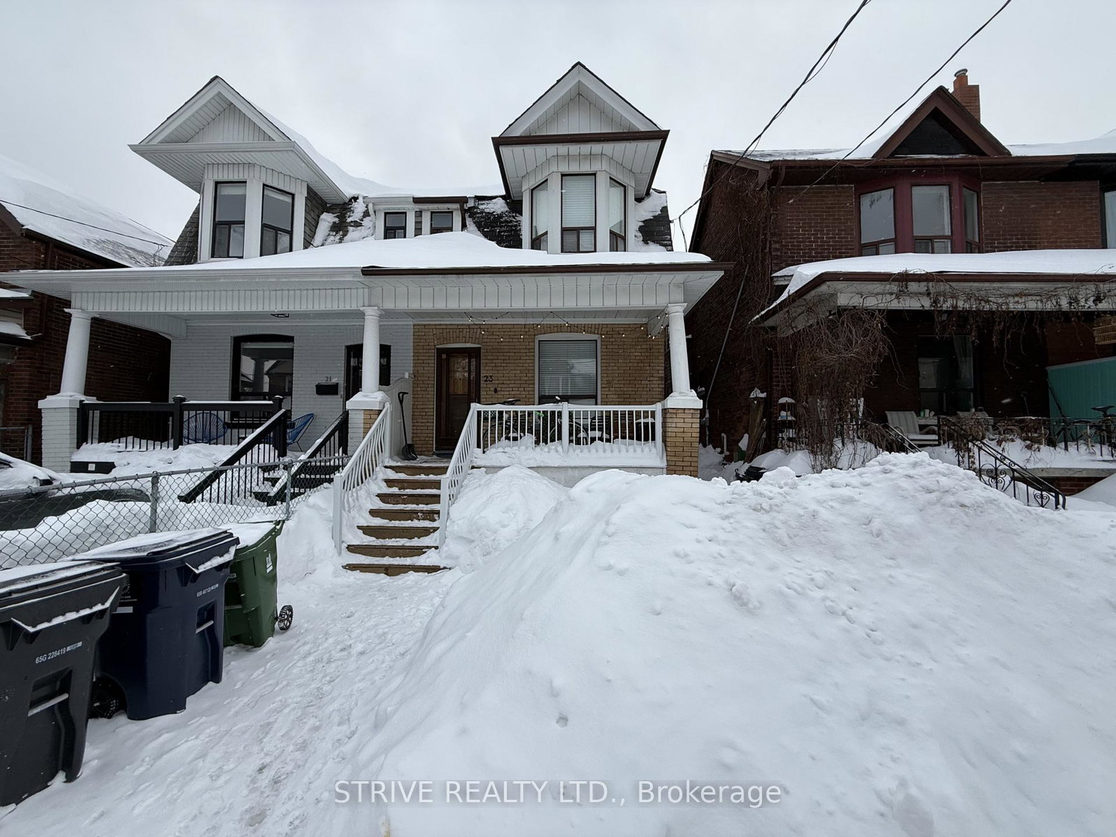 23-burnfield-upper-avenue-toronto-ontario-w12750382
