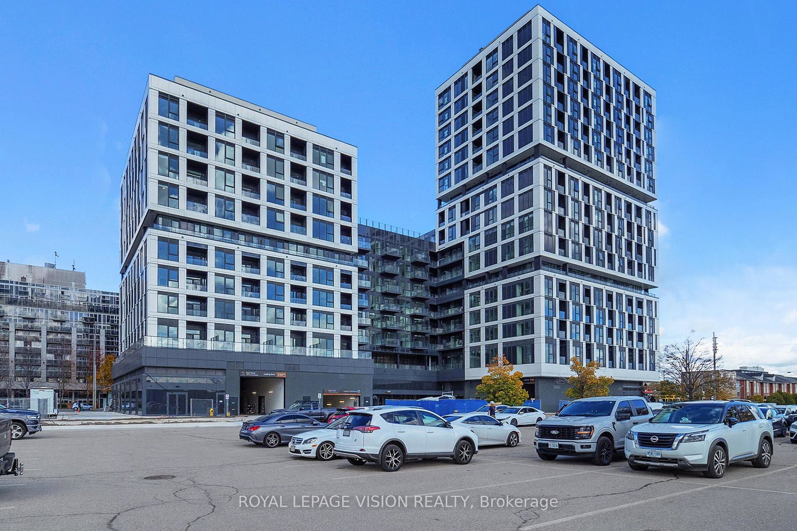 1007-the-queensway-way-etobicoke-ontario-w12750458